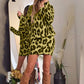 Elegant rundhalsad leopardmönstrad miniklänning